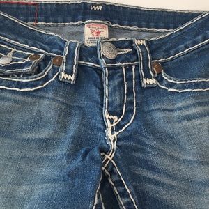 True religion jeans with dope white stitching‼️